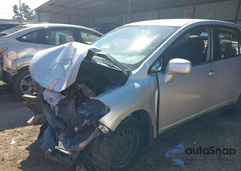 2008 Nissan Versa 1.8S z USA, uszkodzony, nr VIN 3N1BC11E88L391237